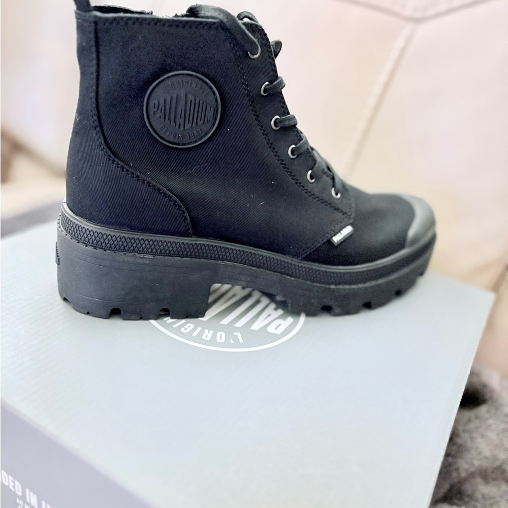 Palladium Women's Black Moto Boots